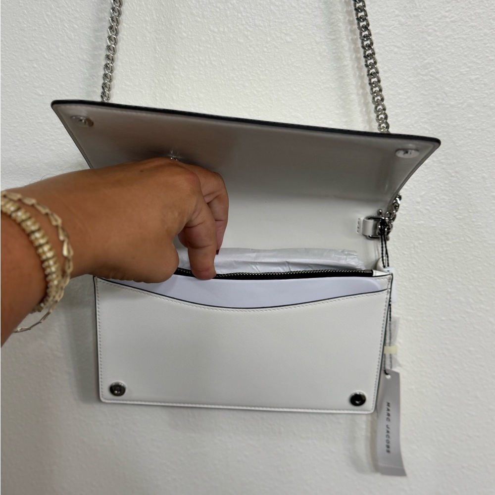 Marc Jacobs Leather Crossbody Bag - Picture 9 of 12